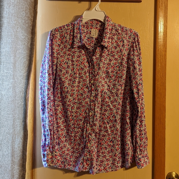 Gap Button-down - Picture 2 of 10